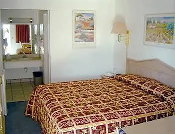 Sway Havasu 3* Lake Havasu City