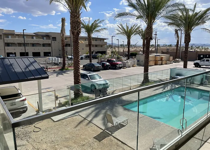 Sway Havasu Motel 3*