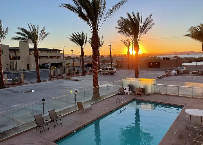 Sway Havasu Motel